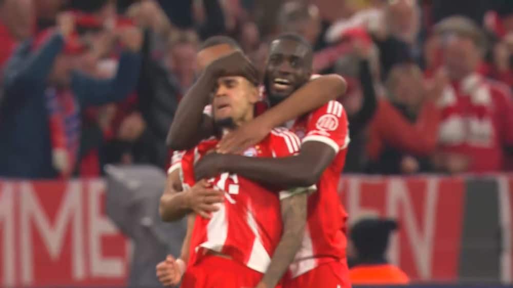 Allianz Arena i ekstase: Díaz udligner i sidste minut