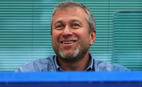 Feature: Hvor har Chelsea og Manchester City pengene fra?