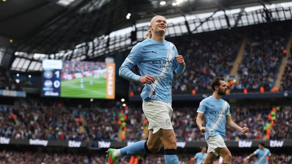 City lægger pres på Arsenal i guldræs