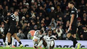 Vanvittig målfest: City undviger katastrofe