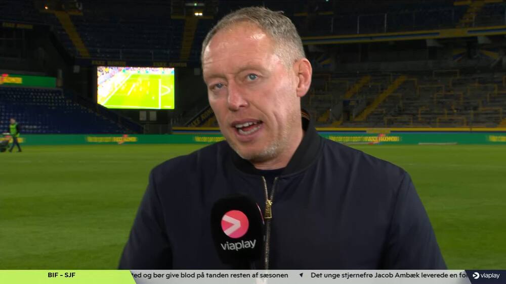 'Er du eneste kaptajn på skibet?' Her reagerer Cooper