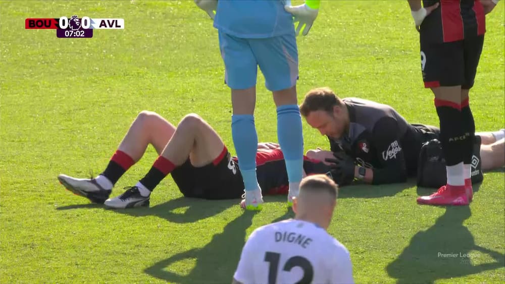 Voldsomt sammenstød: Bournemouth-spiller brækker kæben