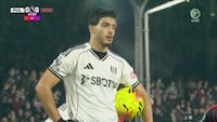Straffespark til Fulham: Raul Jimenez på tavlen
