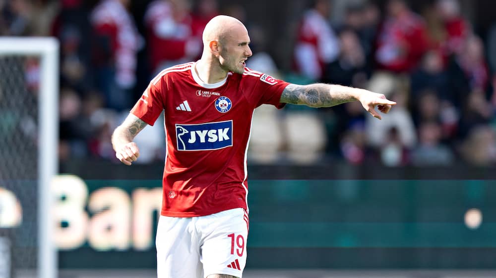 Silkeborg giver rutineret back to år mere