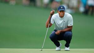 Sygdom får Tiger Woods til at trække sig i sit comeback
