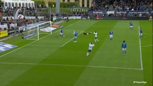 Renato Junior misser chance mod Lyngby