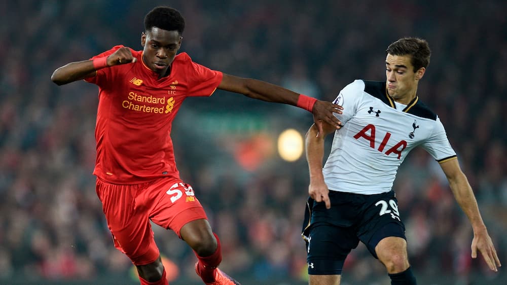 Ex-Liverpool-spiller søger ny klub via LinkedIn