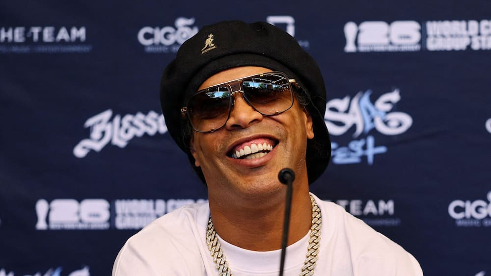 Ronaldinho varsler stor nyhed