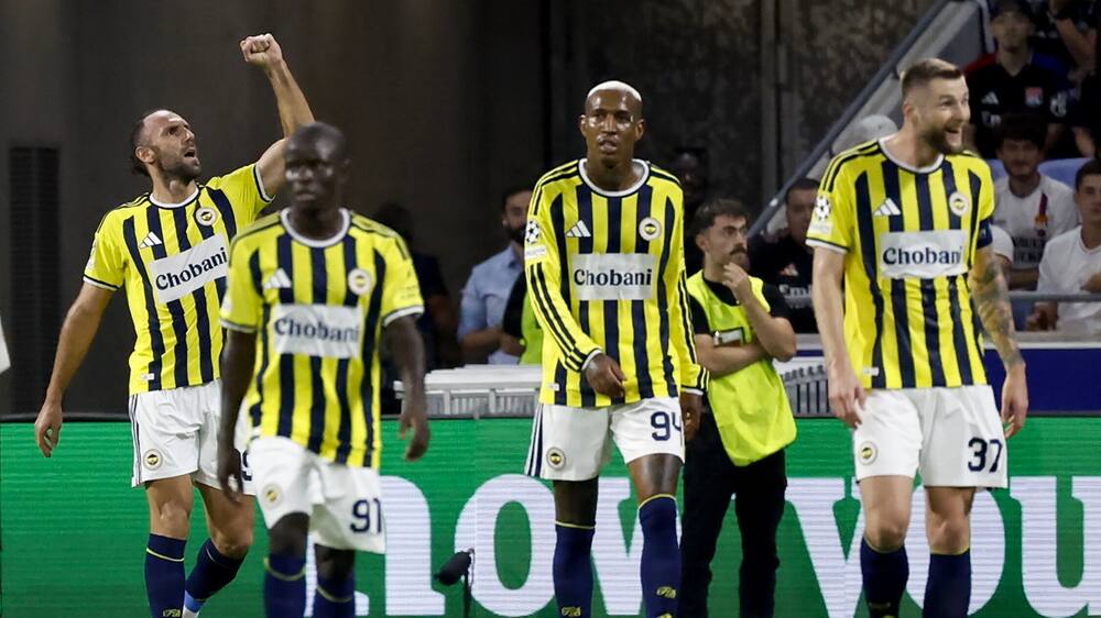 Fenerbahce CL-klar på bekostning af Lyon