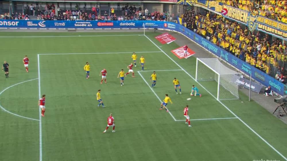 Gammelby gør det onde ved sin gamle by: 2-1 til SIF
