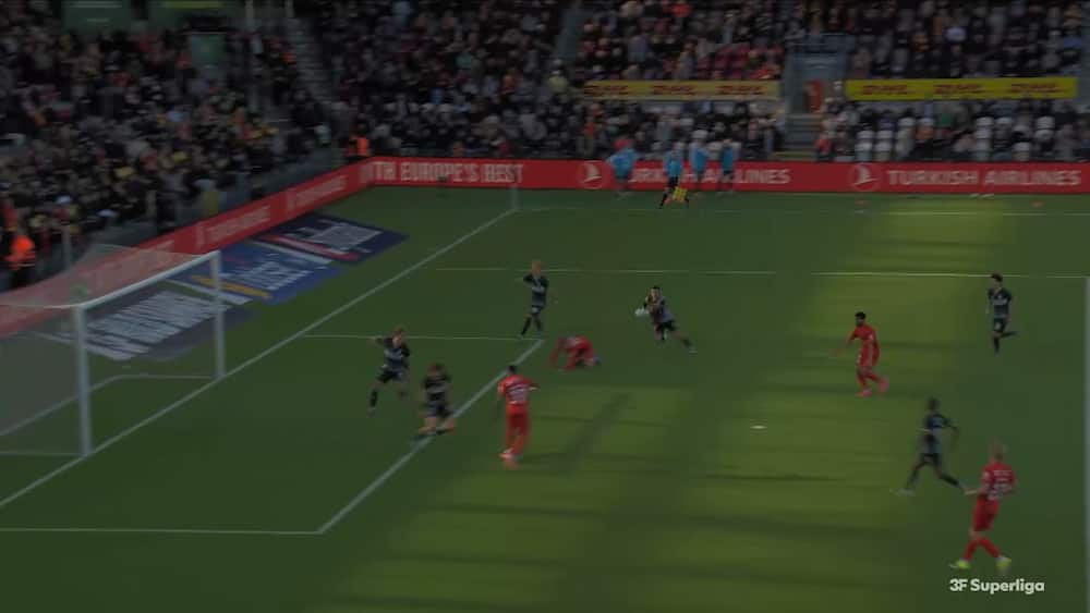 Kunne gøre det onde ved AGF: Hvordan misser han den?