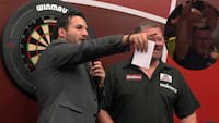 Sjovt øjeblik: James Wade spotter dobbeltgænger blandt publikum
