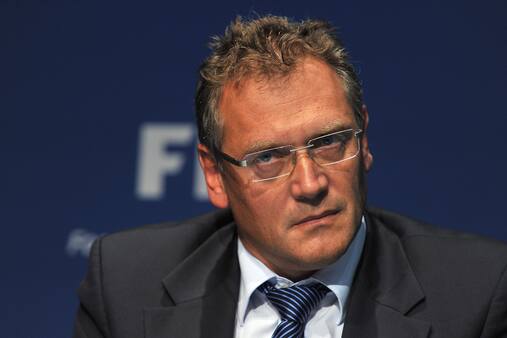 Blatters løjtnant kobles til mystisk FIFA-betaling