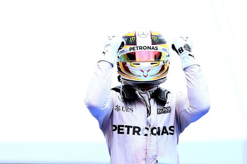 Lewis Hamilton dedikerer sejr til Muhammad Ali