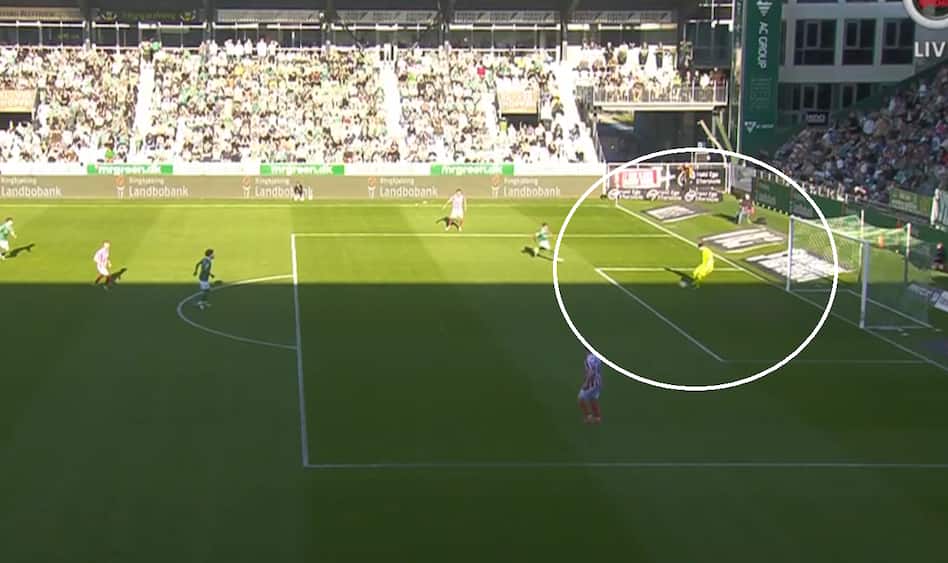 Neeej! AaB-keeper laver grotesk brøler