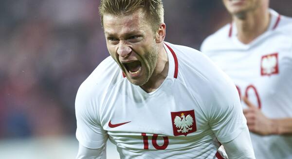 Polen sikrer EM-kvartfinale efter straffespark