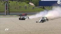 Hamilton og Rosberg crashede på første omgang i Spanien i 2016 - Varm op til weekenden med klippet her