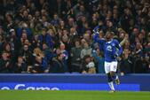 Everton tager første stik i Liga Cup-semifinale