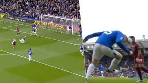 Everton-back med vild redning på De Bruyne-skud