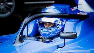 Alba Larsen tager første podie på F1-bane