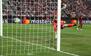 1-0 til Slavia Prag: Cluj-målmanden spræller forgæves - se målet her