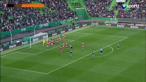 Gonçalo Inácio draws Sporting level with a header of his own! 🇵🇹