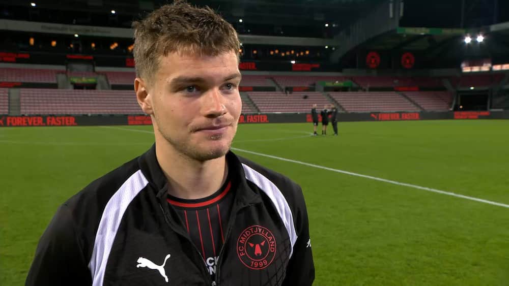 Under Riemers lup: 'Det er jeg mega glad for'