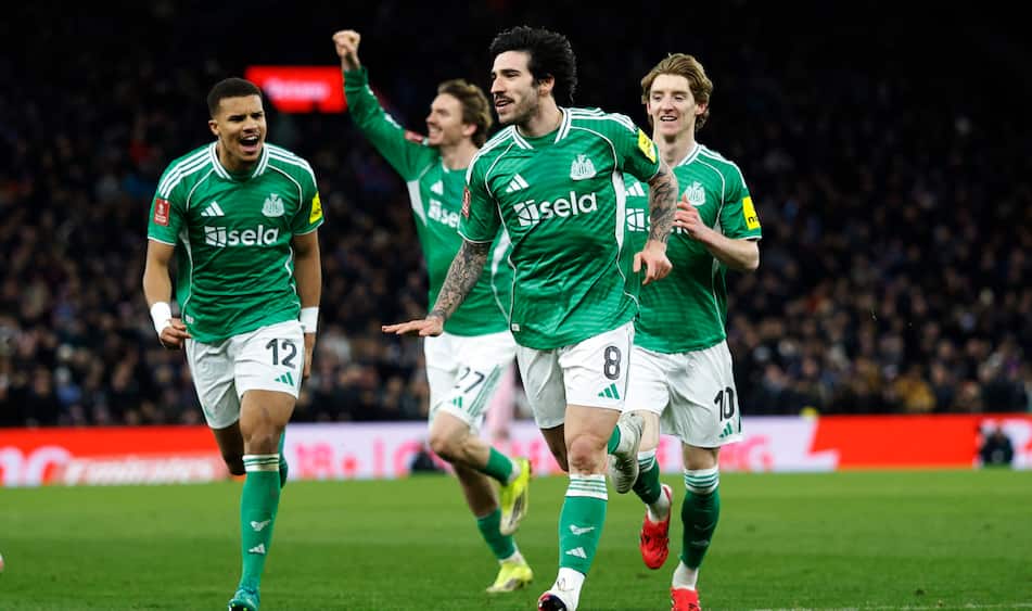 Tonalis triumf: Newcastle videre efter vildt pokaldrama