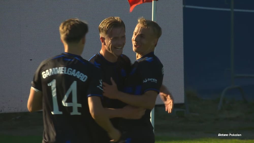 Video: OB foran efter fræk assist