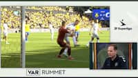 'Synes du der er frispark?' VAR underkender FCK-scoring