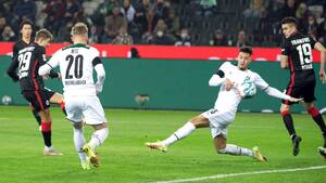 Brandkamp af Lindstrøm: Hamrer Frankfurt mod Bundesligaens topfelt med mål og assist