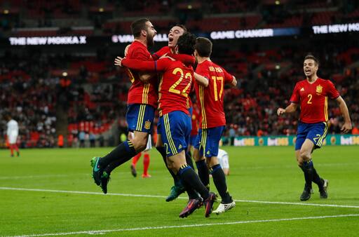 Spansk slutspurt ødelægger Englands testtriumf