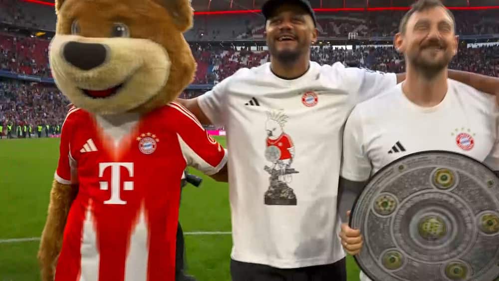 Bayern München moser Stuttgart og vinder mesterskabet