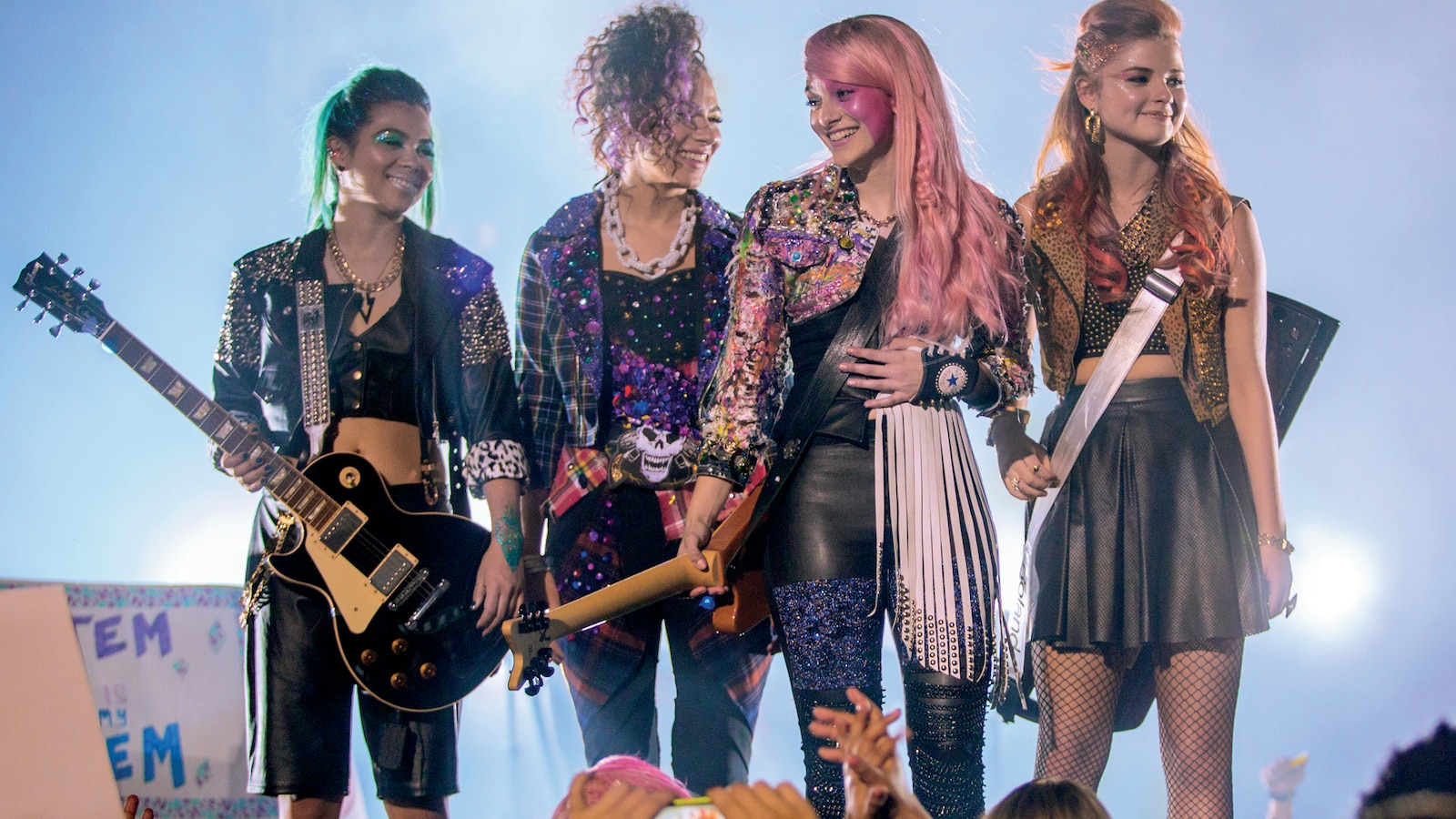 jem-and-the-holograms-2015