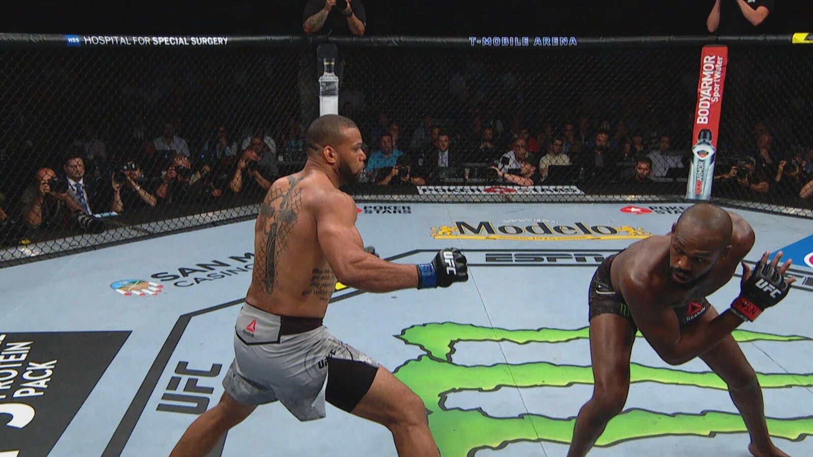 ufc-main-event-s-song-7-avsnitt-5-tv-serier-online-viaplay-se