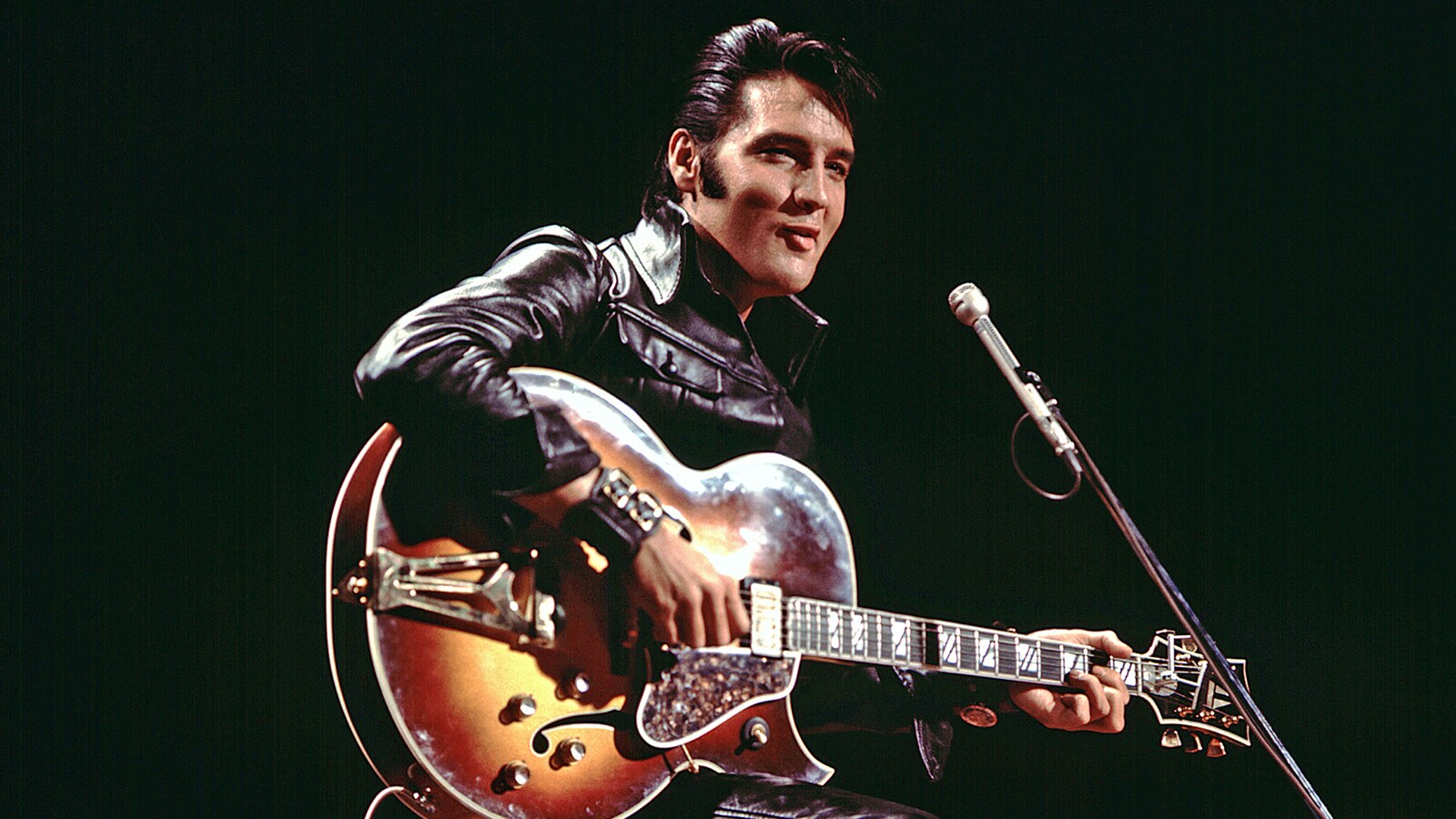 EPiC: Elvis Presley in Concert