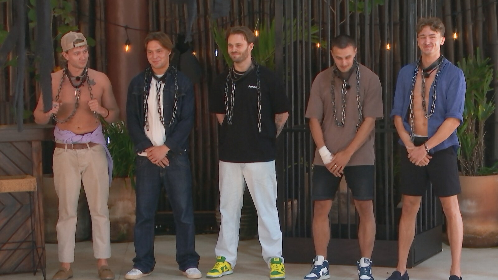 Hej, gæt da, din heks