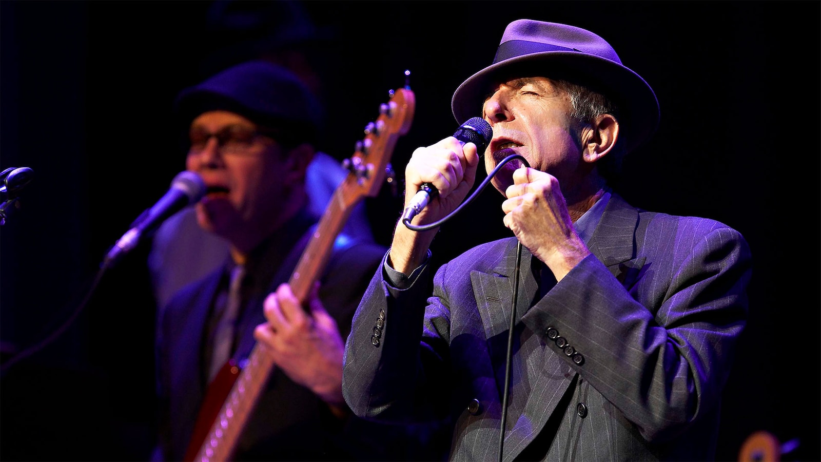 hallelujah-leonard-cohen-a-journey-a-song-2021