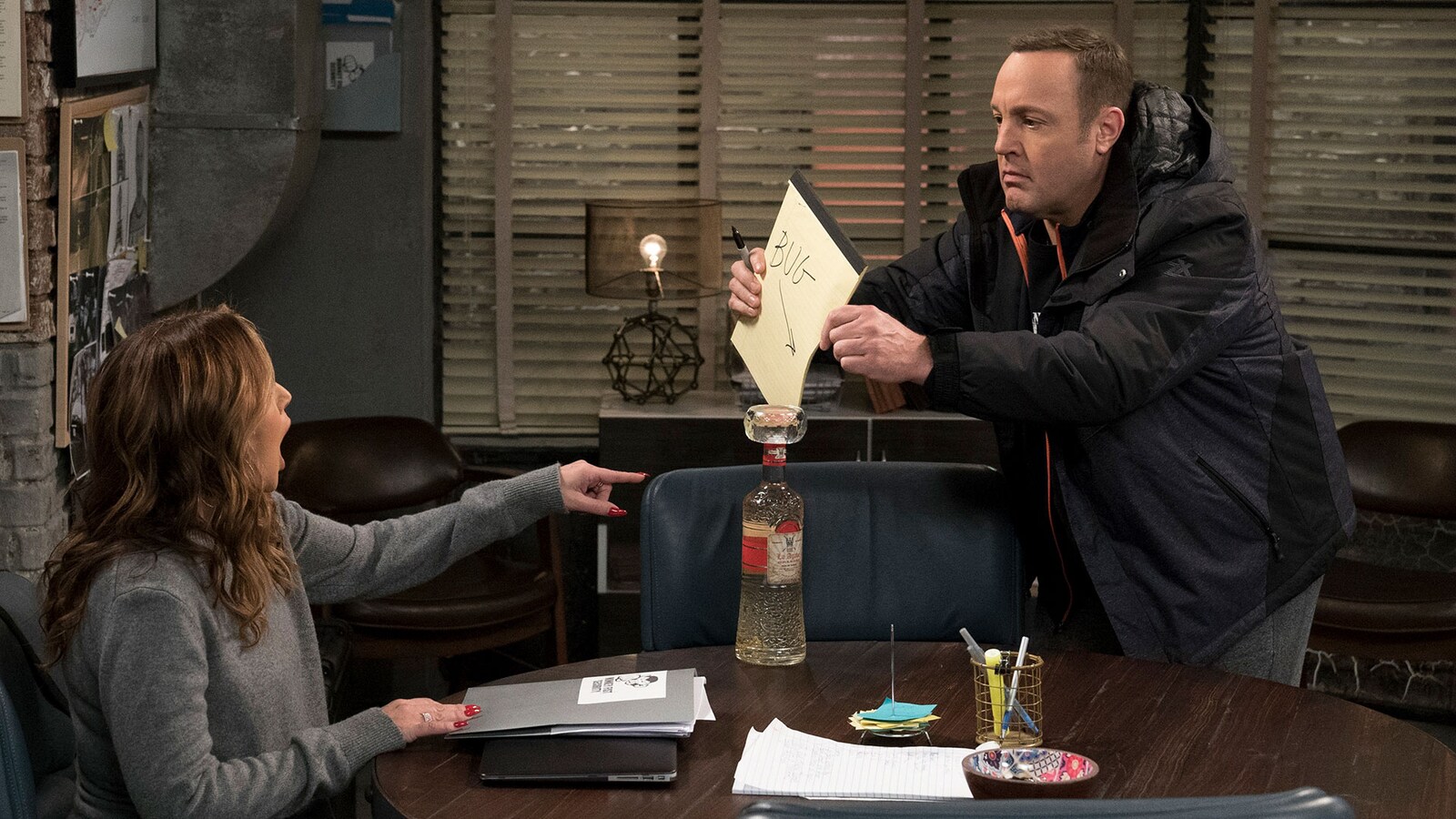 Kevin Can Wait– sezonas 2 – epizodas 13 – TV serialai internetu – Viaplay