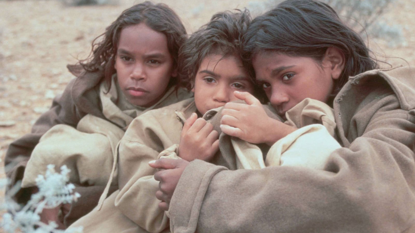 rabbit-proof-fence-2002