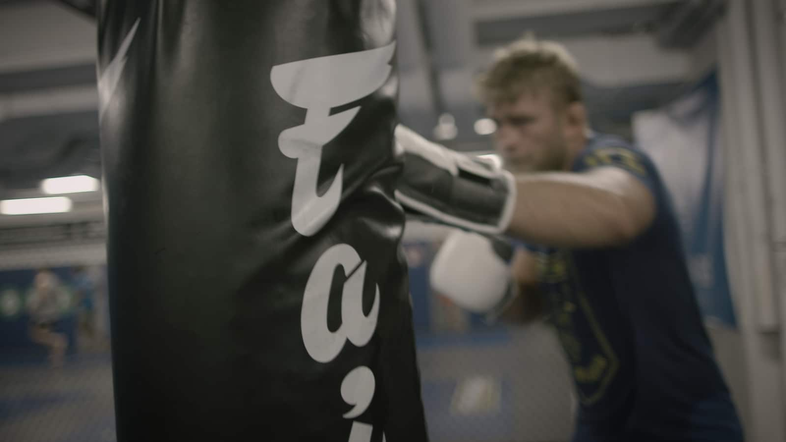 inside-alexander-gustafsson