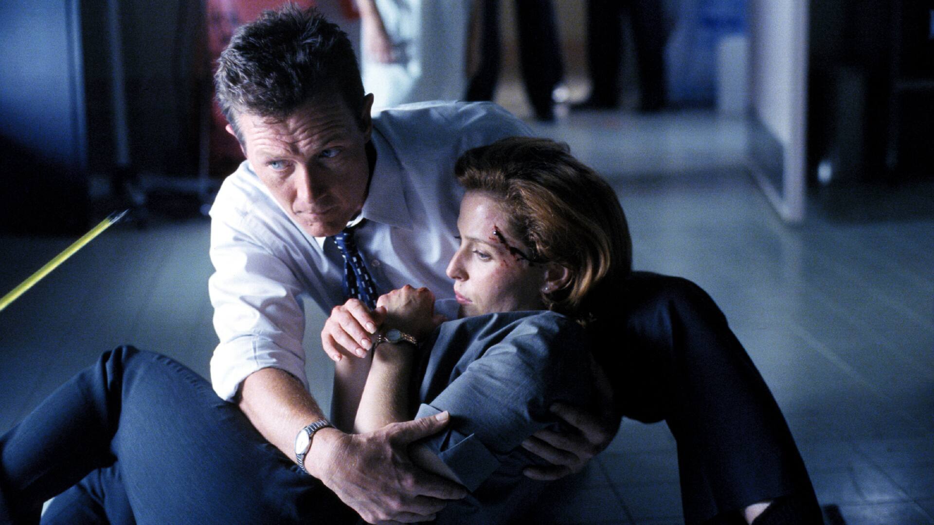 xfiles season 8 openin xfiles season 8 openin