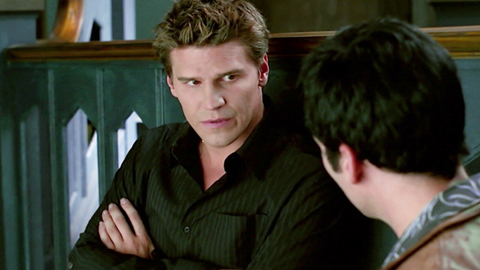 Angel Saison 5 Episode 1 Angel - Säsong 1 - Avsnitt 5 - TV-serier online - Viaplay.se