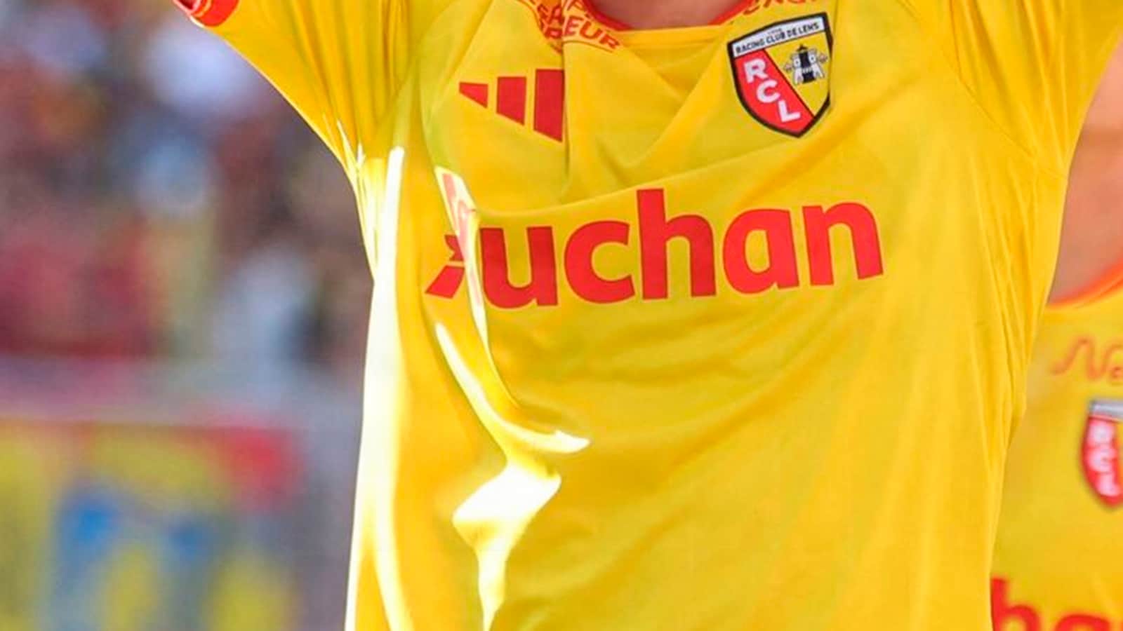 Lens - Como