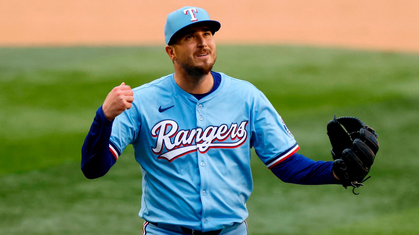 baseball/major-league-baseball/rangers-astros/s25050560766917762