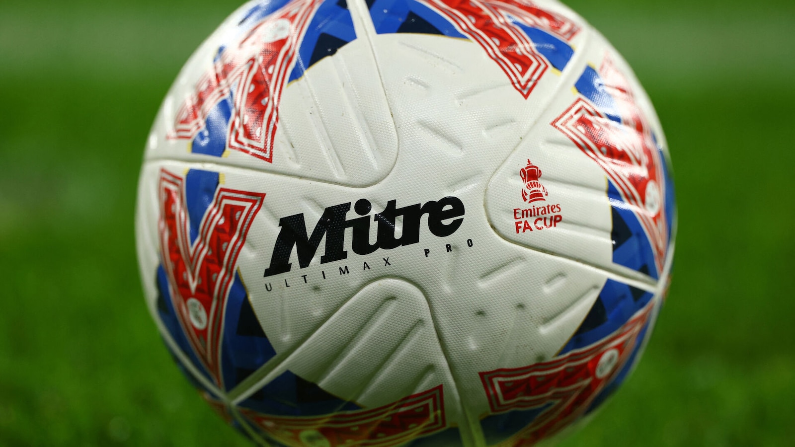 Slough Town - Macclesfield