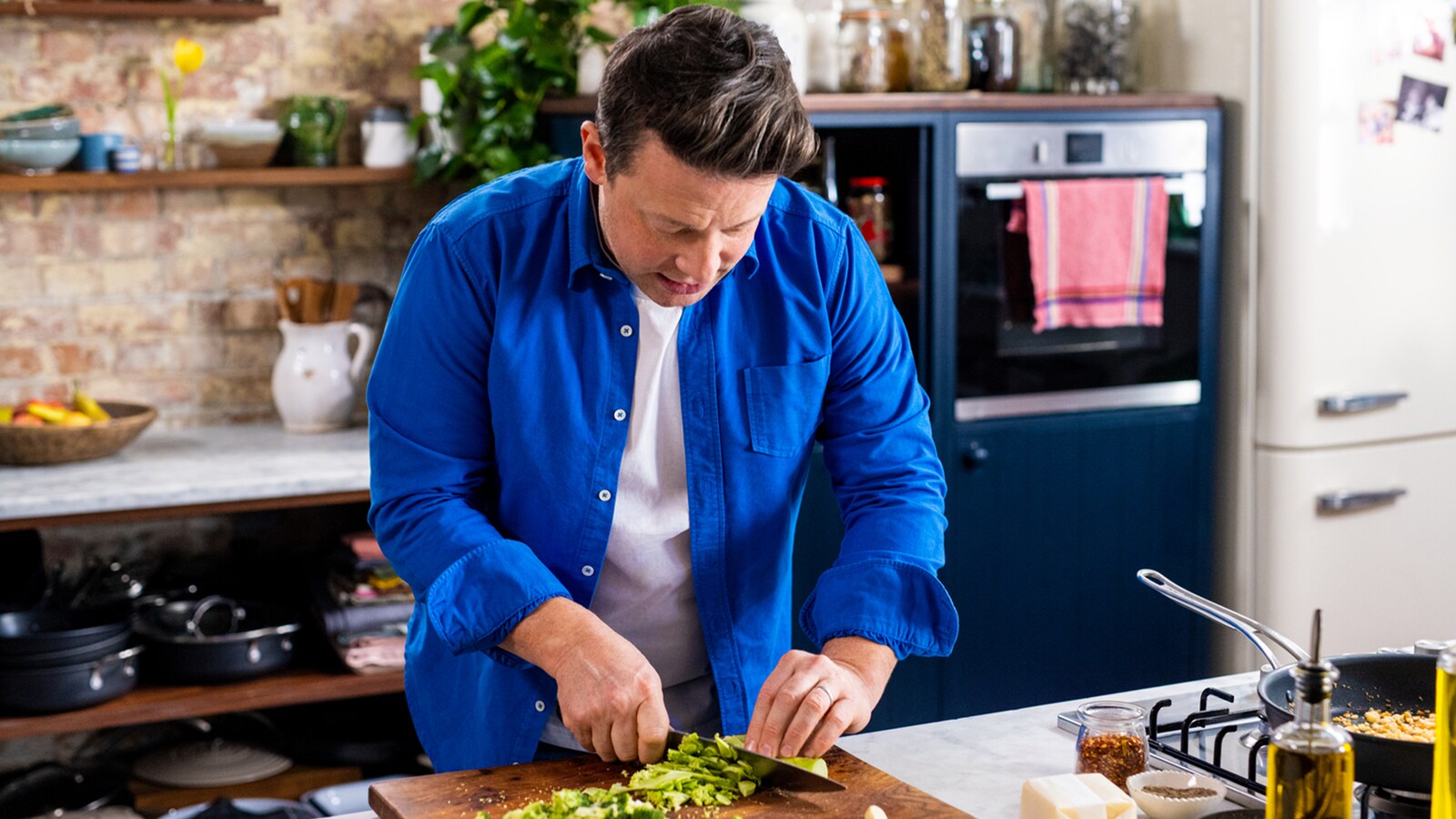 Jamie Oliver: Cooking For Less