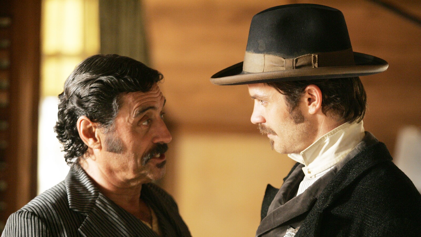 deadwood/sesong-2/episode-1