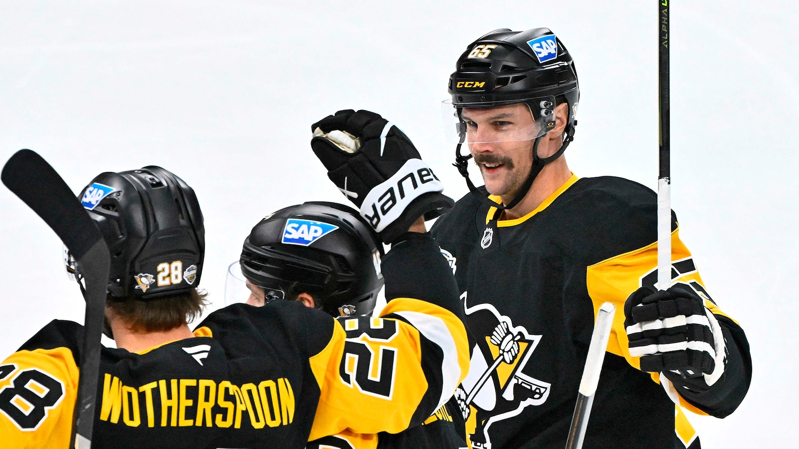 Pittsburgh - Montreal