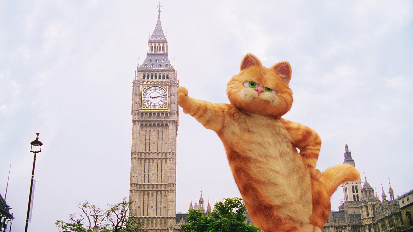 Garfield: A Tail of Two Kitties